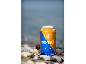 Crafted to meet the increasing demand for full-flavor non-alcoholic beers, Montauk N.A. IPA is brewed with a blend of Citra, Mosaic, and Cryo hops, offering a fresh aroma of orange and pink grapefruit.