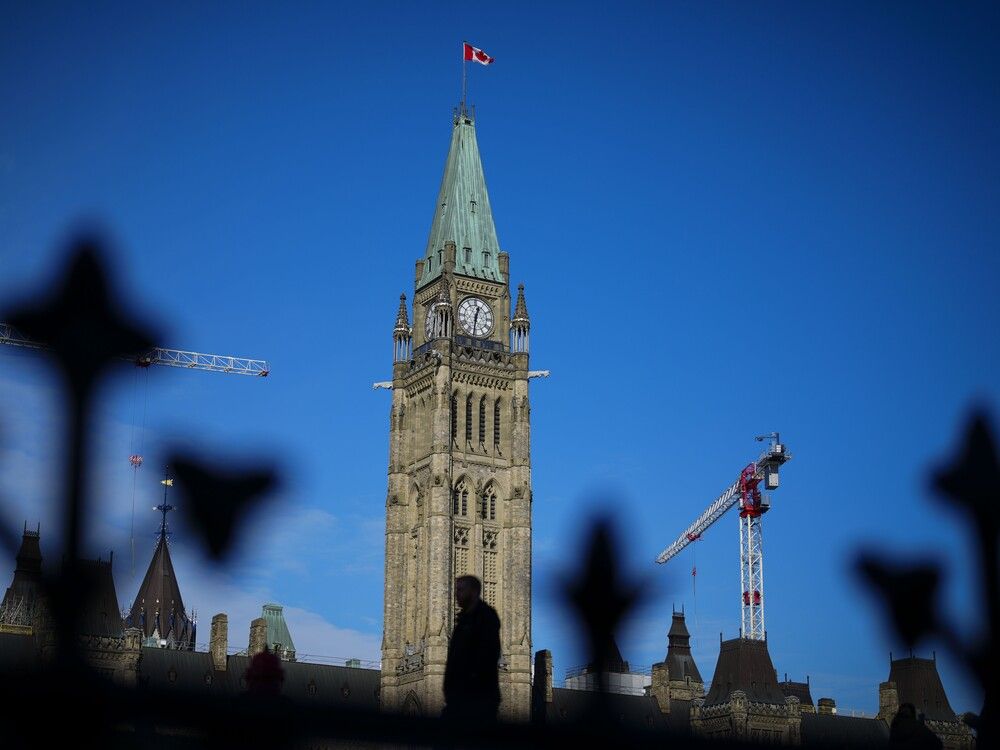 What’s driving Canadian wage growth? All those federal government employees