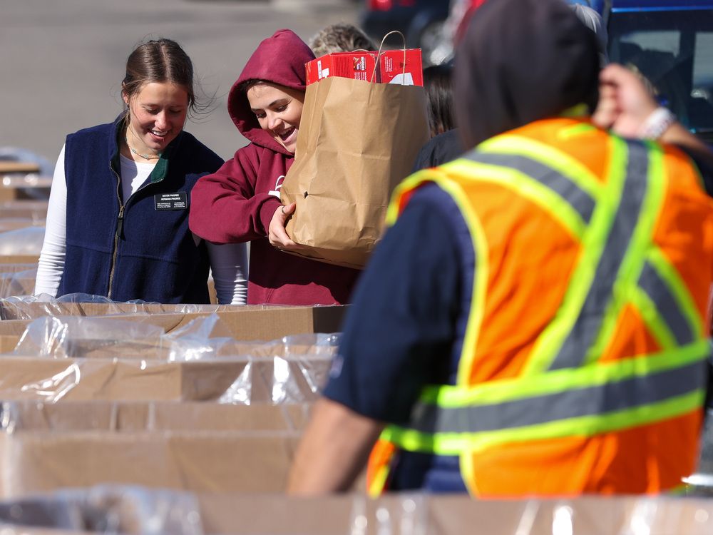 https://smartcdn.gprod.postmedia.digital/financialpost/wp-content/uploads/2024/10/1029-bc-foodbank.jpg