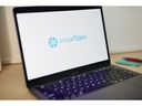Logo Snowflake ditampilkan di komputer laptop dalam sebuah foto tersusun yang diambil di wilayah Brooklyn, New York, AS, pada Rabu, 16 September 2020. Fotografer: Gabby Jones/Bloomberg