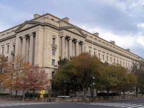 File - Gedung Departemen Kehakiman AS terlihat di Washington, 7 Desember 2024.