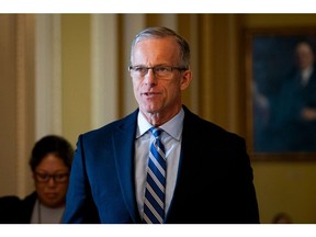 Pemimpin Senat Republik John Thune