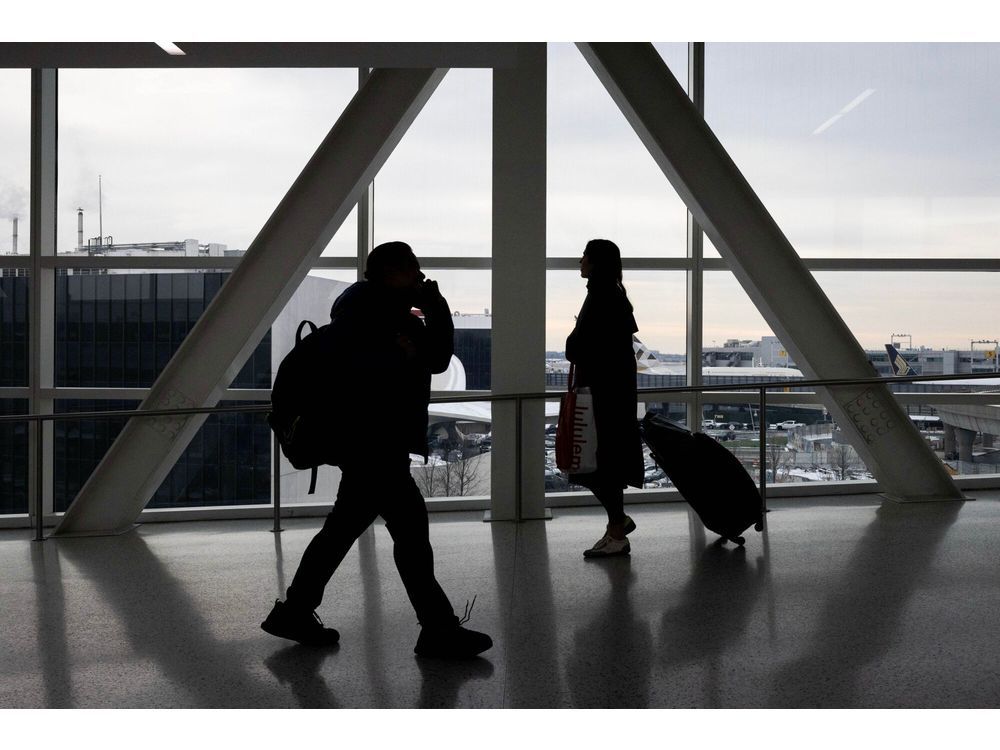 US Airports Have Outlook Dinged by Moody's on Trade Concerns