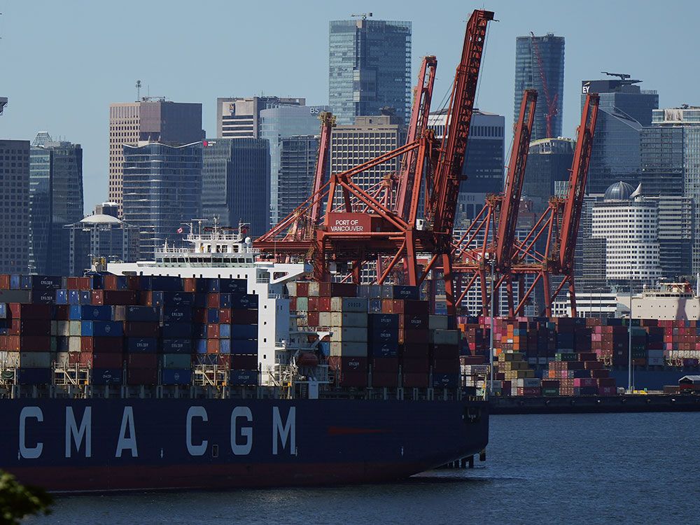 Canada's economy grows faster than expected in first quarter