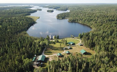 An aerial view of Wildewood on Lake Savant.