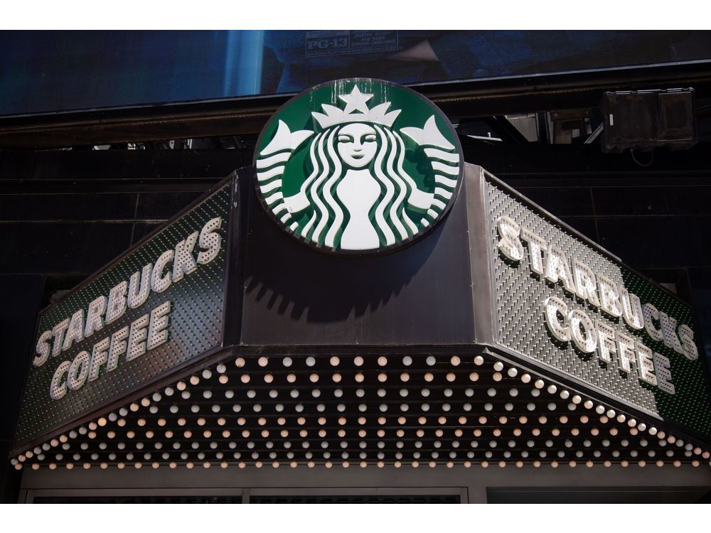 Starbucks Adding Assistant Managers to Run Stores More Smoothly
