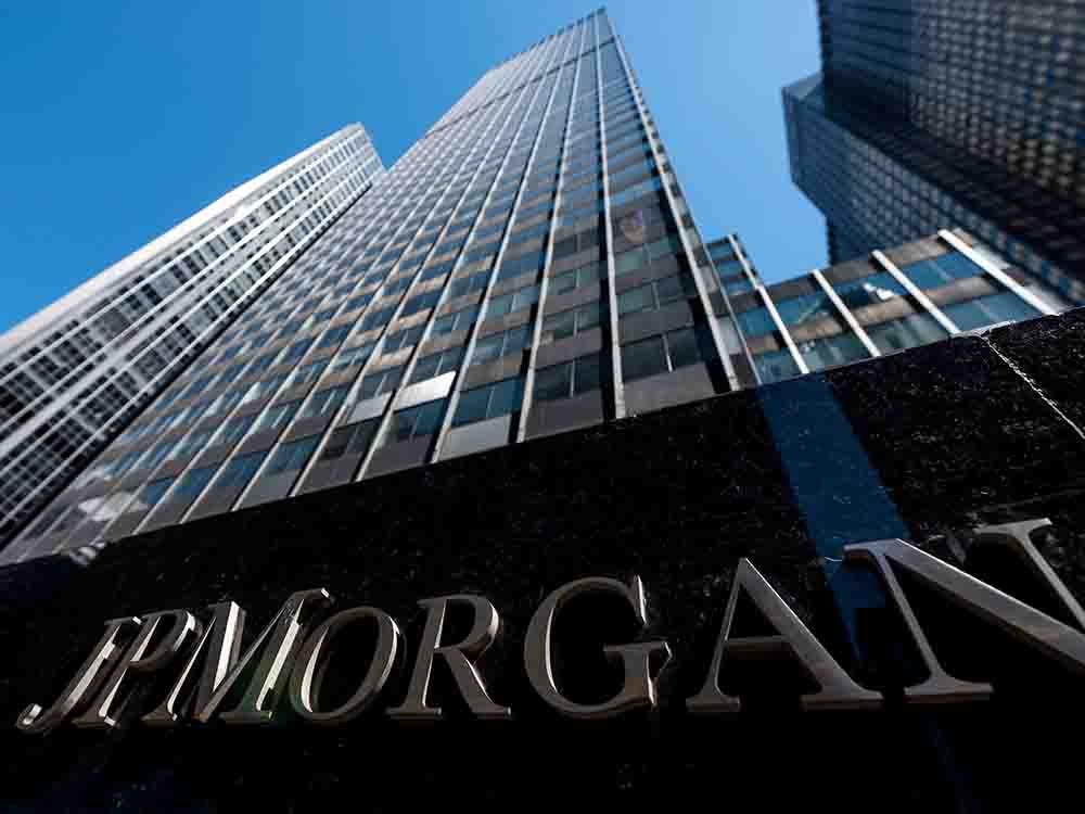 Trump says JPMorgan, Bank of America refused his business Trump says JPMorgan, Bank of America refused his business