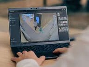 New intelligent automation-powered investigation in Genetec Security Center SaaS enable operators to quickly locate video evidence, understand context, and close cases in minutes.