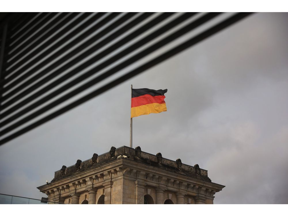 Germany Expects Slight GDP Growth This Year, Upswing From 2026