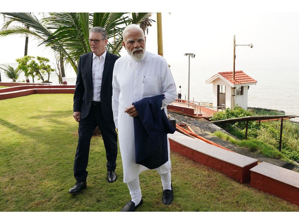 Modi Says Starmer Brings ‘New Energy’ to UK Ties With India