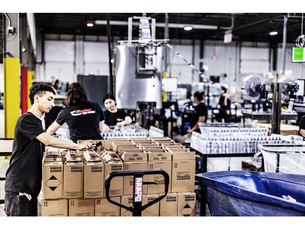 Ryder Secures 2025 Quest for Quality Honor for Value-Added Warehousing & Distribution