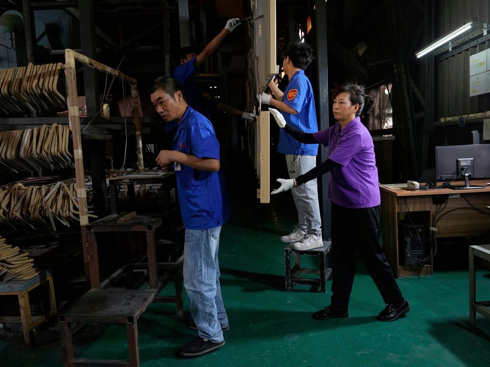 China's factory activity contracts for 8th month in November despite trade war truce