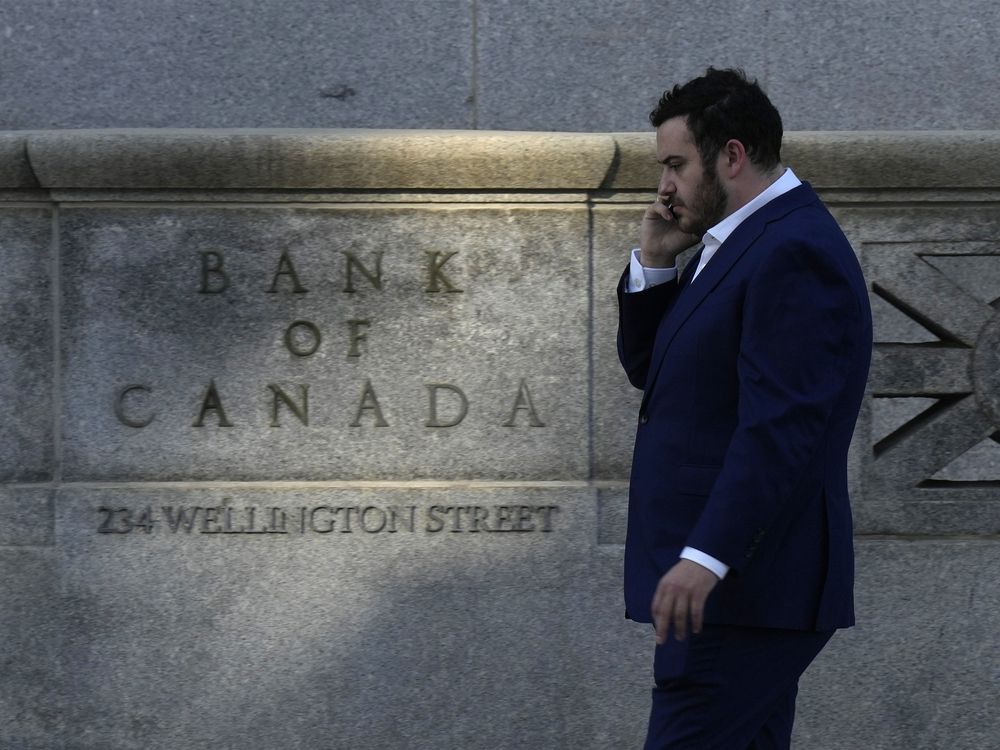 Bank of Canada Act should be amended to ensure central bank’s independence, report says