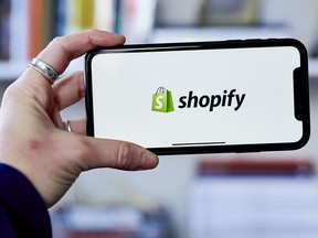 shopify app on phone