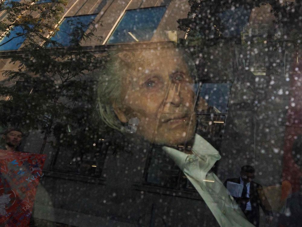Louis Bacon wins defamation case against Canadian ex-fashion mogul Nygard