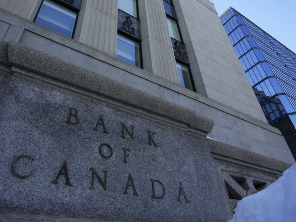 Bank of Canada sees senior departures as Carney pushes cuts