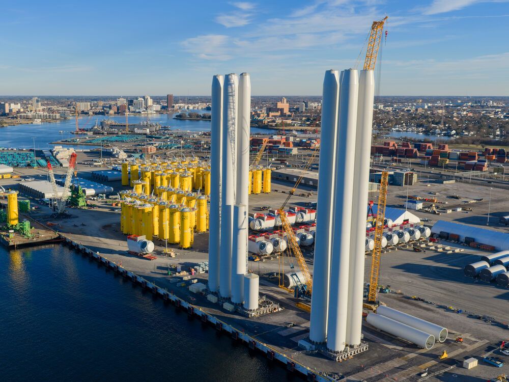 Dominion said in court papers that it is losing about US$5 million a day on vessel contracts alone because of the construction halt.