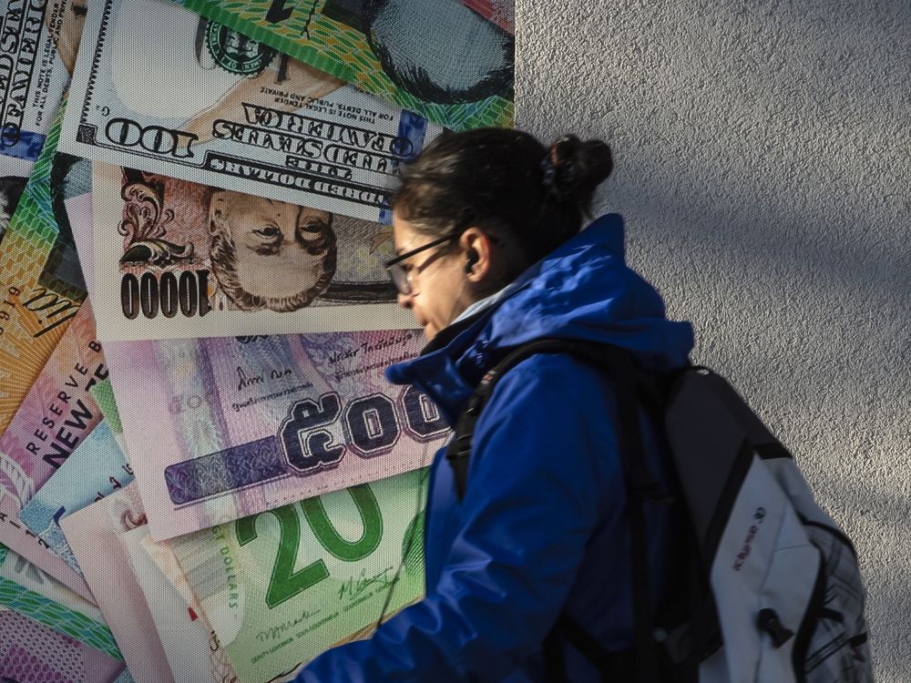 The pace of flows into emerging markets can ebb with geopolitical tensions as the pool of developing-nation assets isn’t as deep as the U.S.