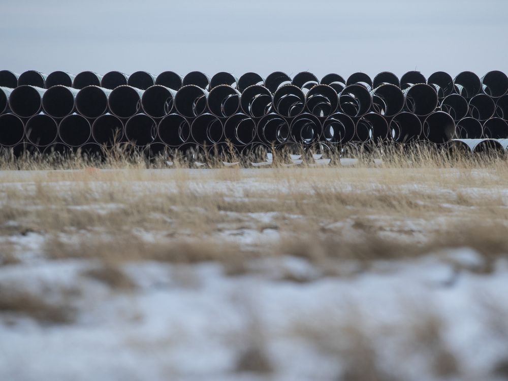 Canada's pipeline problem returns as oilsands output surges