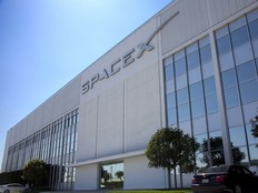 SpaceX, which is looking toward a potential initial public offering that could value it at about US$1.5 trillion, has also discussed the feasibility of a tie-up with Musk’s Tesla Inc.