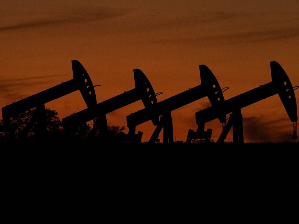 Canadian crude oil market flashes signals a supply glut is forming