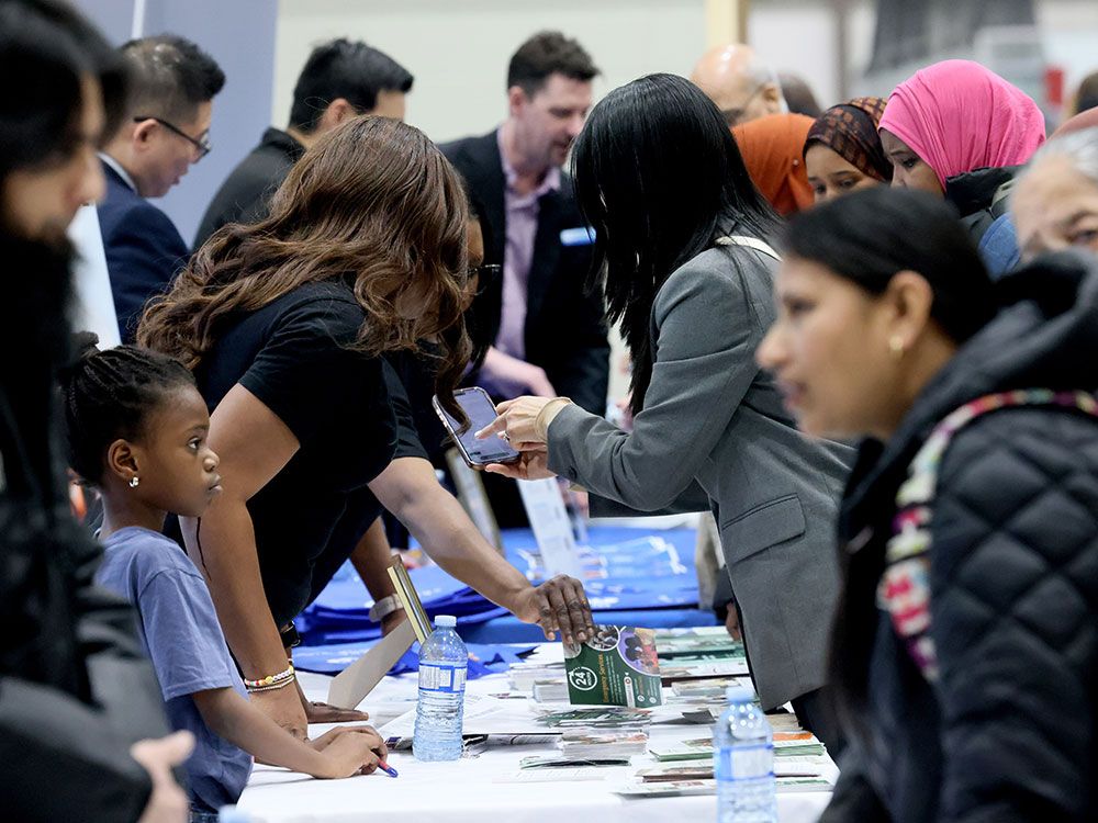 Canada's unemployment rate drops to 6.5% despite economy shedding 25,000 jobs