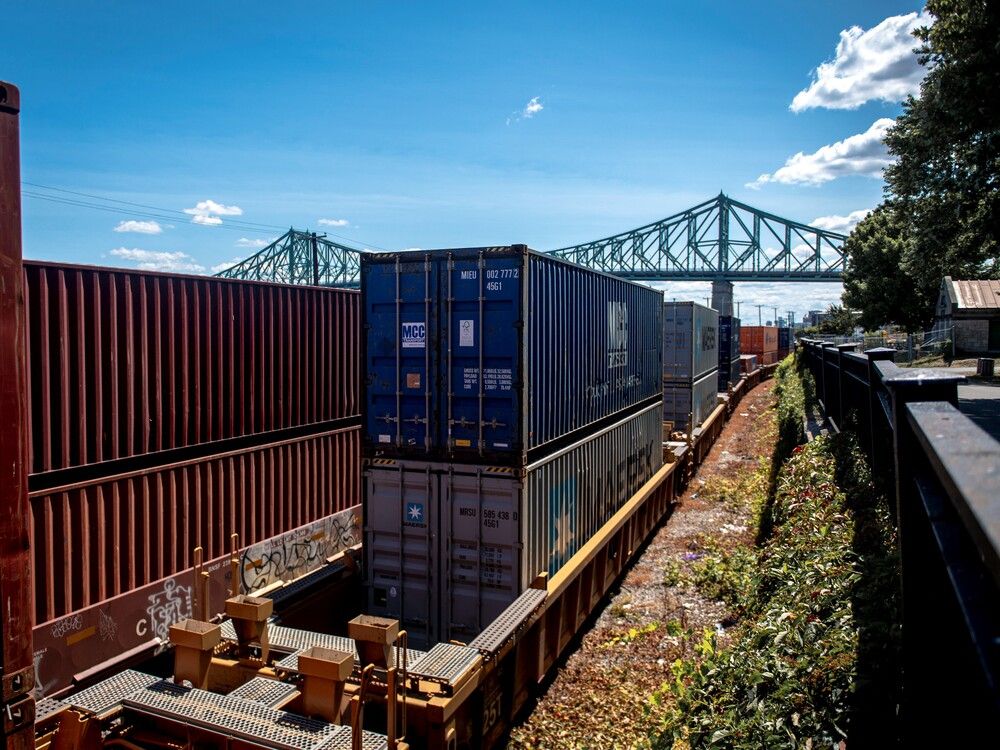 Canada's 2025 trade deficit widest on record excluding pandemic