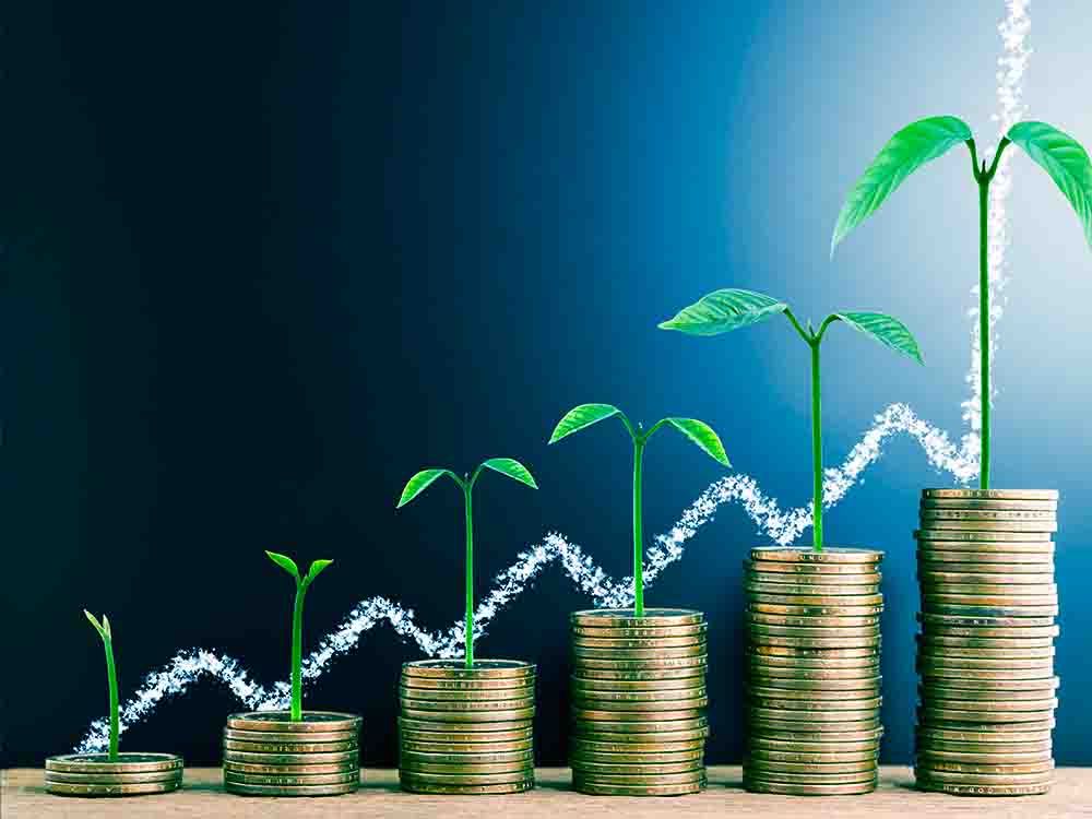 TFSA vs. RRSP: How Canadians from gen Z to the baby boomers can get the most out of their savings