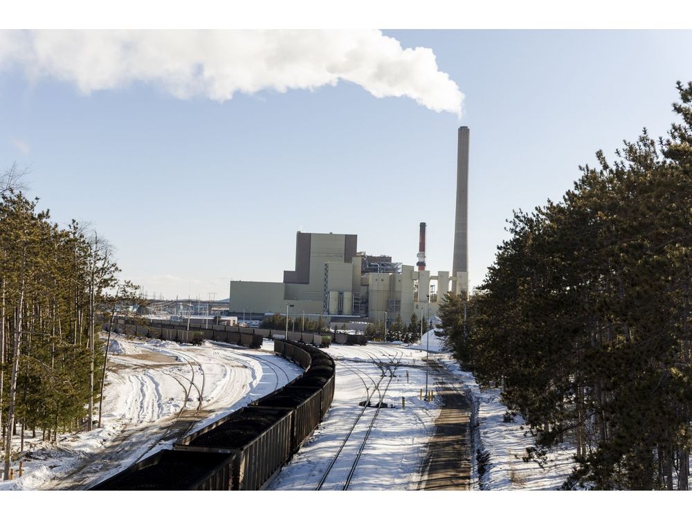 Cost of Trump’s Coal Push Plays Out in Dollars, Noise and Health