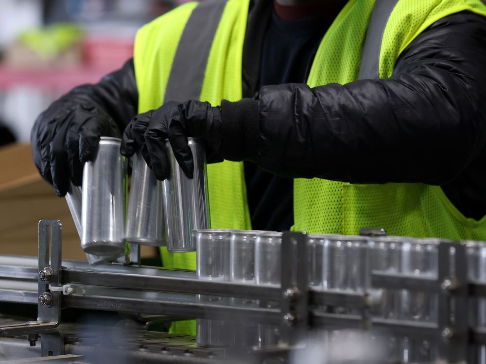 U.S. aluminum buyers hunt for alternatives as Iran war upends global supply