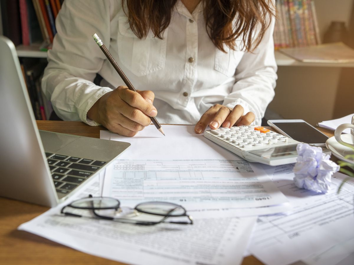 From pension splitting to pooling donations, here are some ways to motivate taxpayers to file on time and get their best returns. 