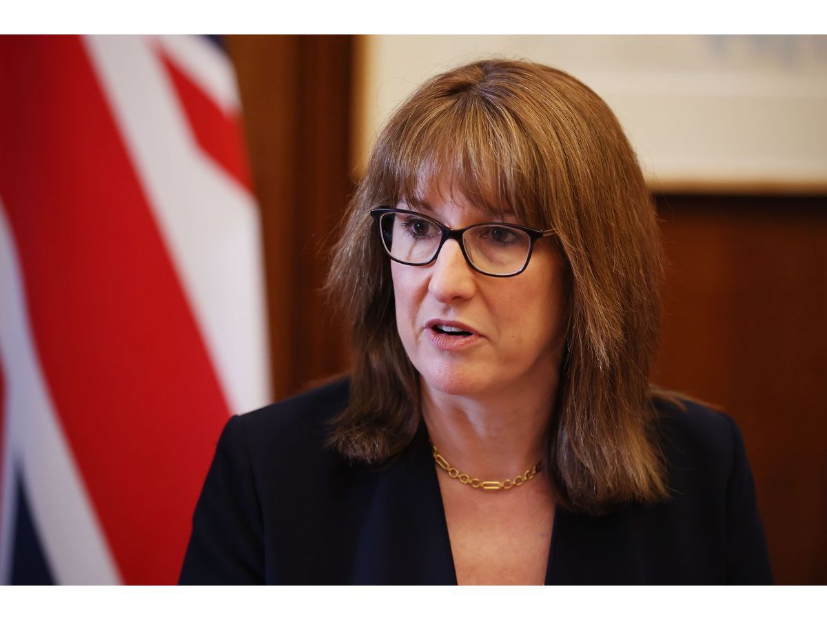 UK Posts Bigger-Than-Forecast Budget Deficit on Debt Costs