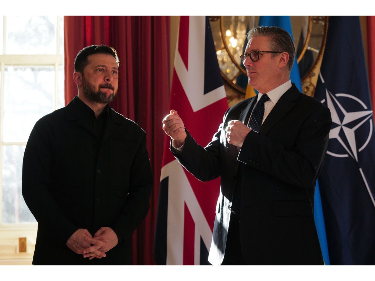 Battered Starmer Sees No End to Pain Amid War, Inflation, Mutiny