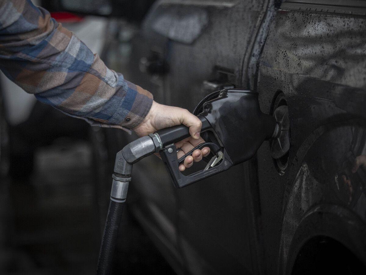 Fixed mortgage rates jump from Middle East oil shock