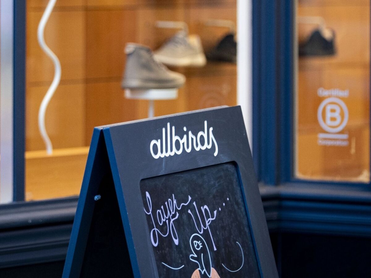Allbirds, AI Stoku Olarak Markasını Değiştirirken Hızla Yükseliyor
