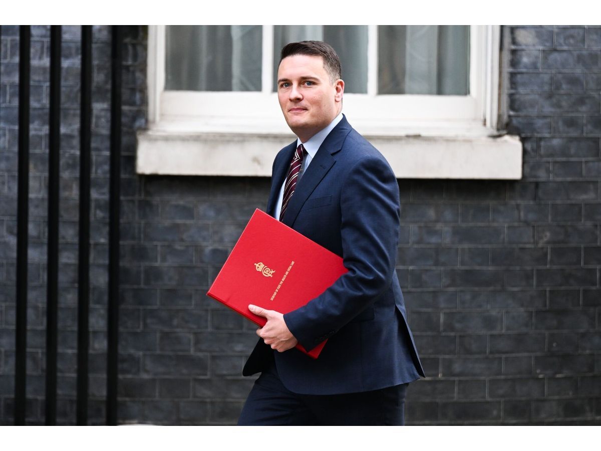 The Labour Contenders Who Could Replace a Weakened Starmer