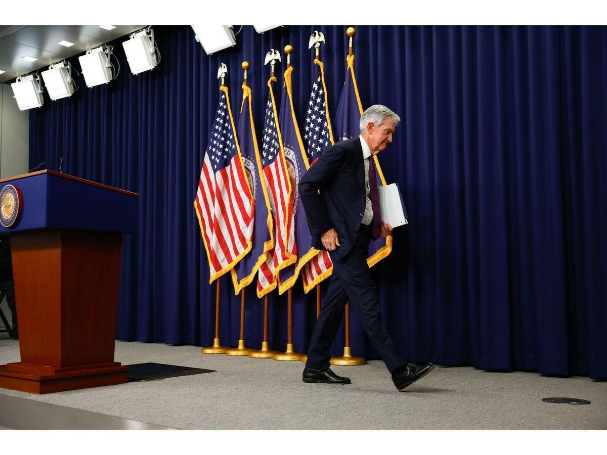 Fed to Hold Interest Rates as Political Drama Overshadows Policy Debate?