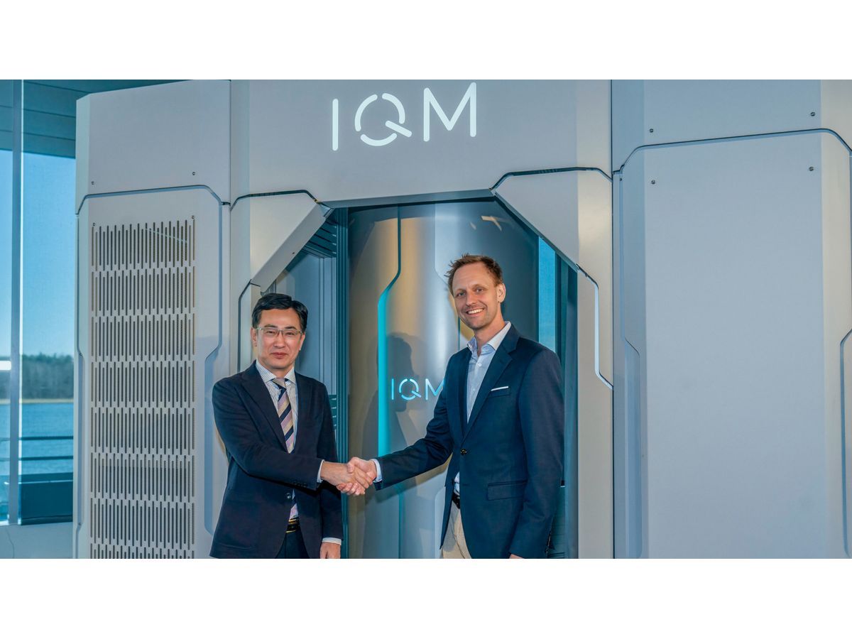  Toshiya Kohno, Representative Director, President and CEO of TOYO Corporation, and Jan Goetz, CEO & Co-founder of IQM Quantum Computers.