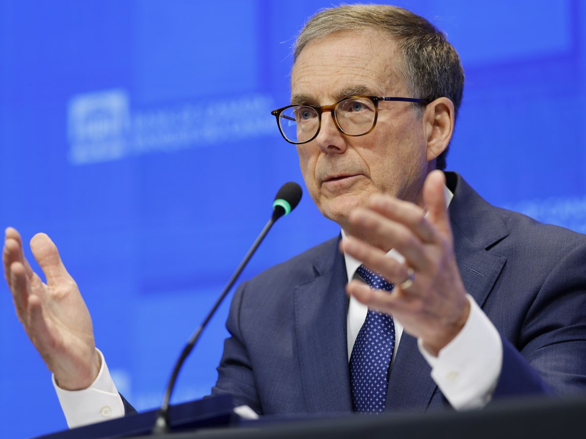 https://smartcdn.gprod.postmedia.digital/financialpost/wp-content/uploads/2026/05/0507-bc-macklem.jpg