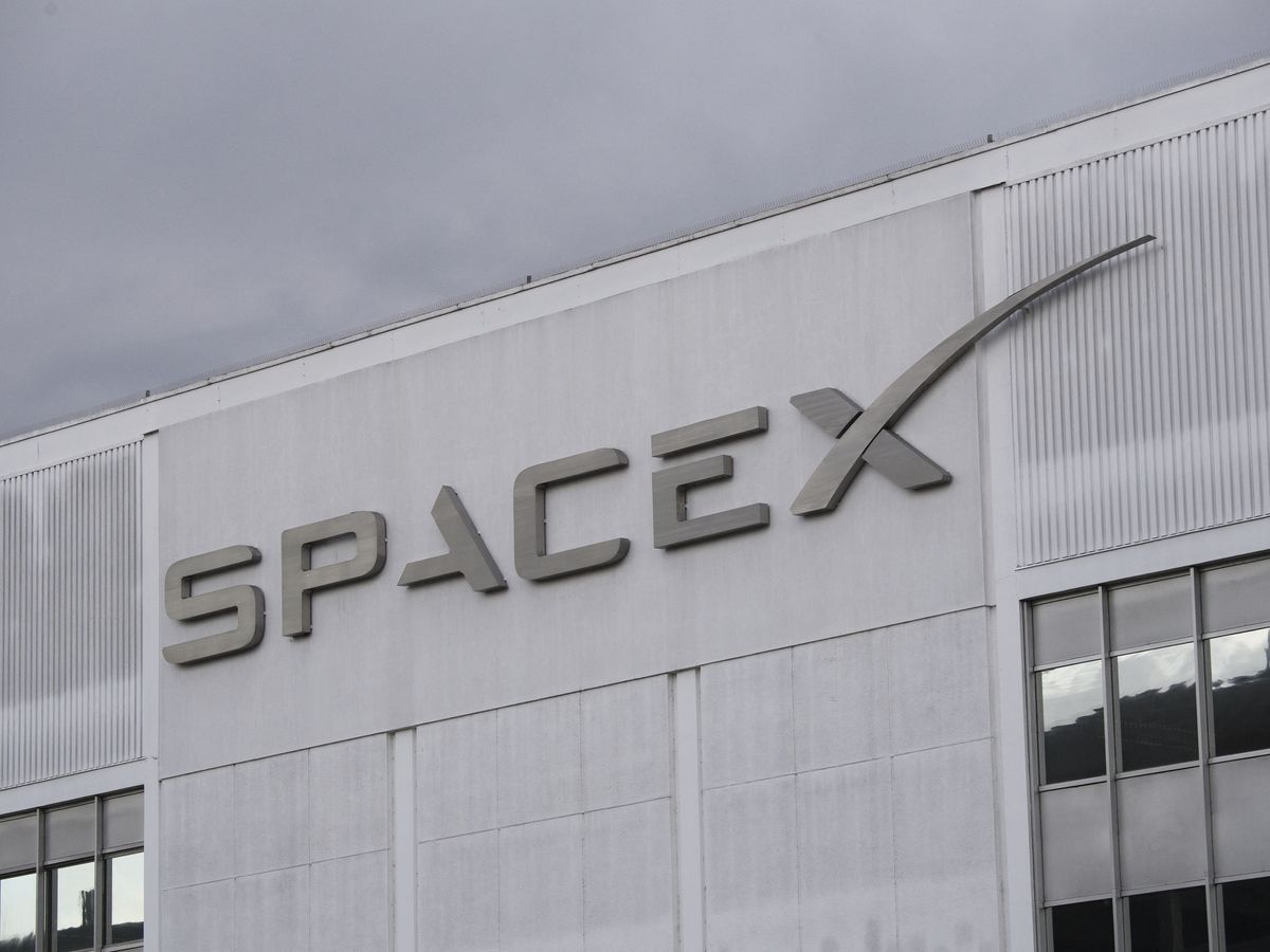 SpaceX filing reveals US$4.28 billion loss, Musk’s tight grip