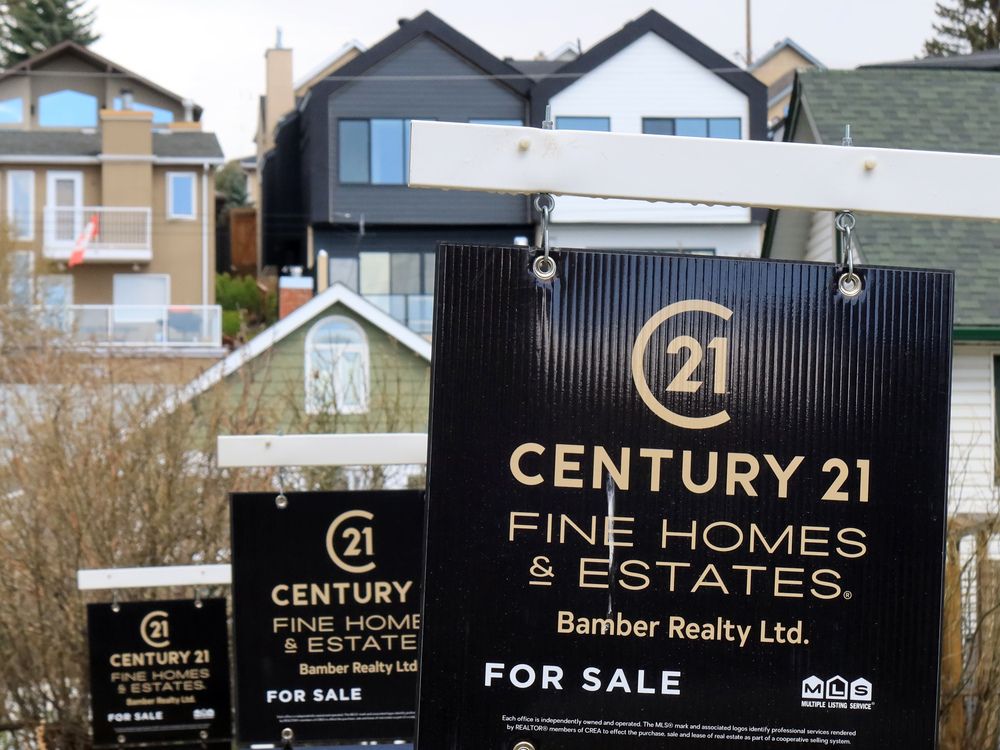 Failed transactions are hitting Canada's slumping real estate market, says survey