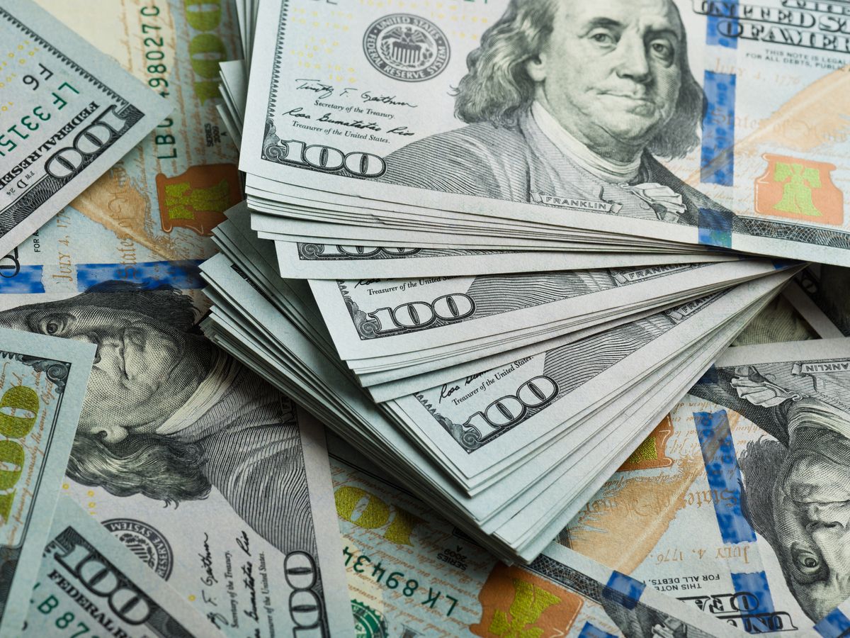 https://smartcdn.gprod.postmedia.digital/financialpost/wp-content/uploads/2026/05/0529-mg-us-currency.jpg