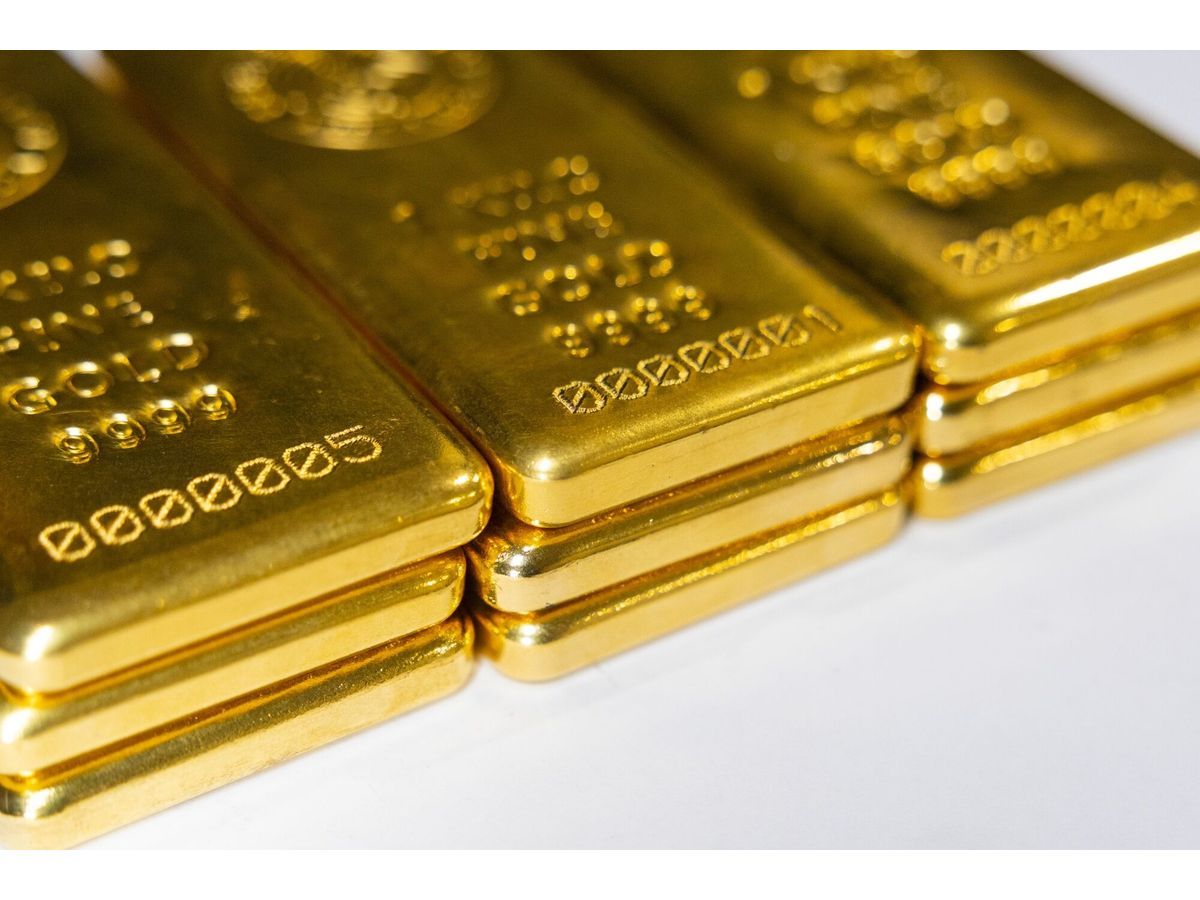 One kilogram gold bars stacked at the Perth Mint Refinery, operated by Gold Corp., in Perth, Australia, on Thursday, Feb. 5, 2026. The reversal came as the stock market was whipsawed by volatility, Bitcoin tumbled and what had been a steep run-up in gold and silver prices abruptly reversed, all of which drove investors into the safety of US Treasuries.