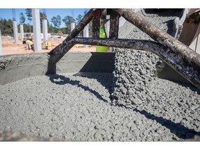 Heidelberg Materials North America acquires a minority stake in AmeriTex Pipe & Products, a leading provider of reinforced concrete pipe, box culverts and precast concrete products in Texas.