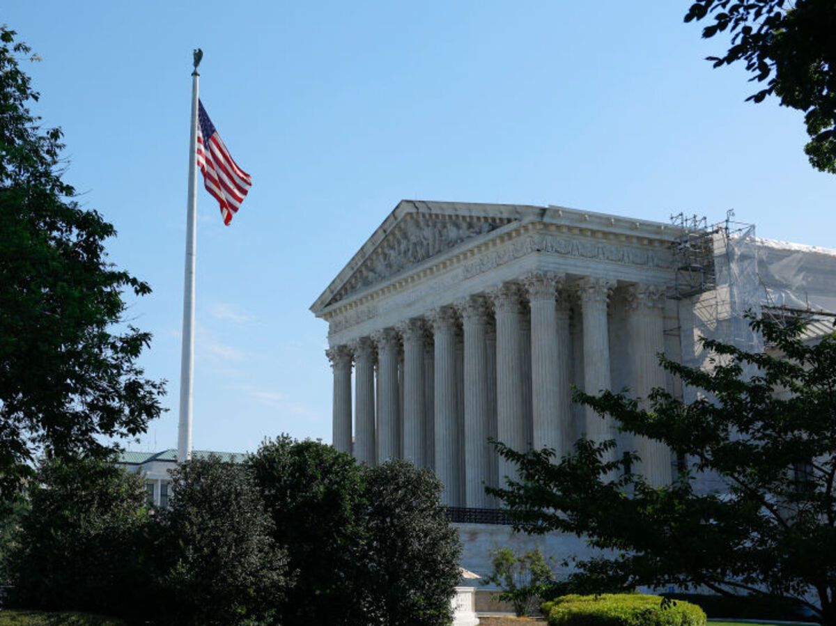 U.S. Supreme Court backs birthright citizenship in blow to Trump