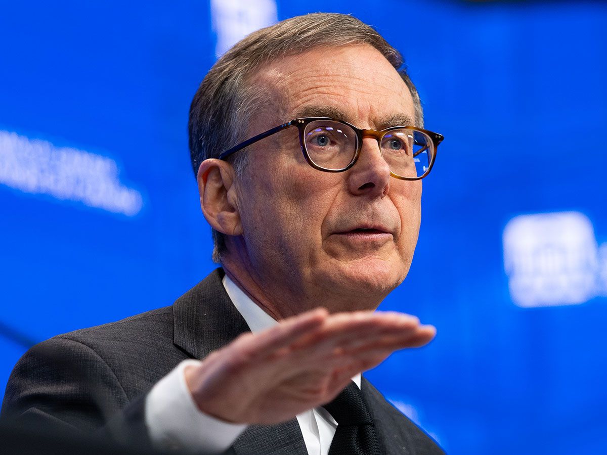 Bank of Canada holds interest rate at 2.25%