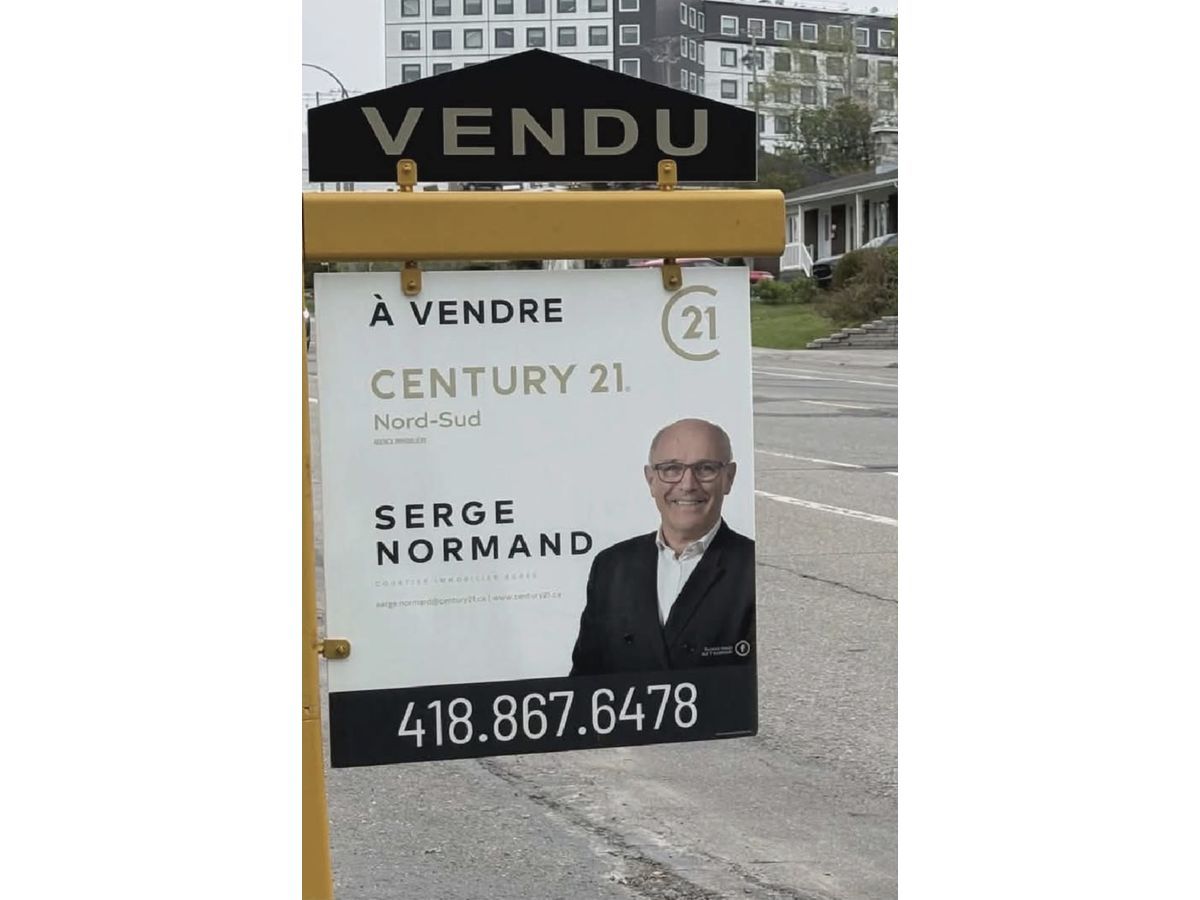 Century 21 Canada sold sign