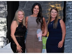 MONAT Executives Jessie Arsenault, Senior Director of Sales, Canada, Marcia Cota, Senior Vice President of Sales, North America, and Stephanie Randolph, Senior Director, Marketing, Canada accept the award for the company's pioneering leadership in social commerce.