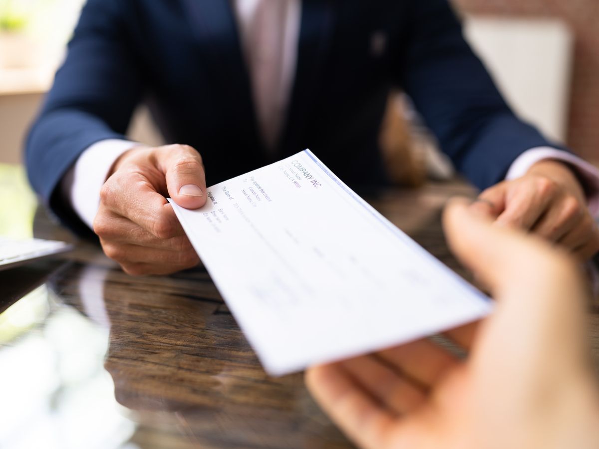 Courts determine severance according to circumstances of employee, not a formula