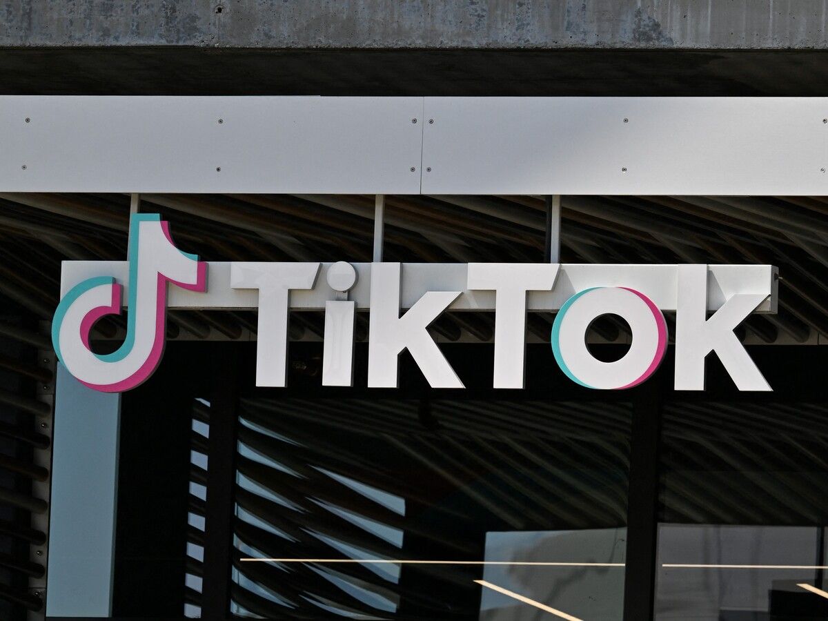 The TikTok logo is seen outside the Chinese video app company's Los Angeles offices on April 4, 2025 in Culver City, California.